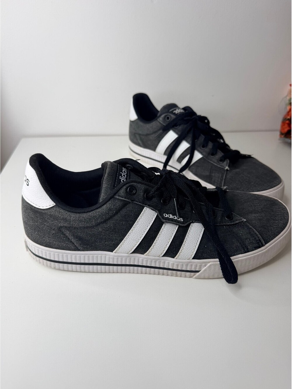 Adidas Daily 3.0 canvas sneakers mens 11.5